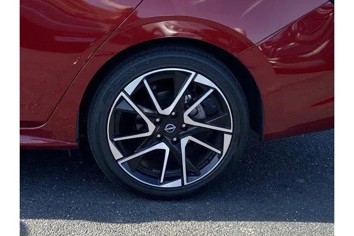 $17487 : Nissan Sentra 2025 SR 4dr Se image 10