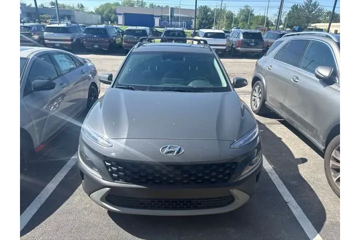 $18515 : Hyundai KONA 2023 AWD SEL 4d image 5