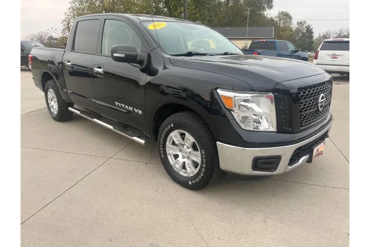 $21950 : 2019 Titan SL image 4