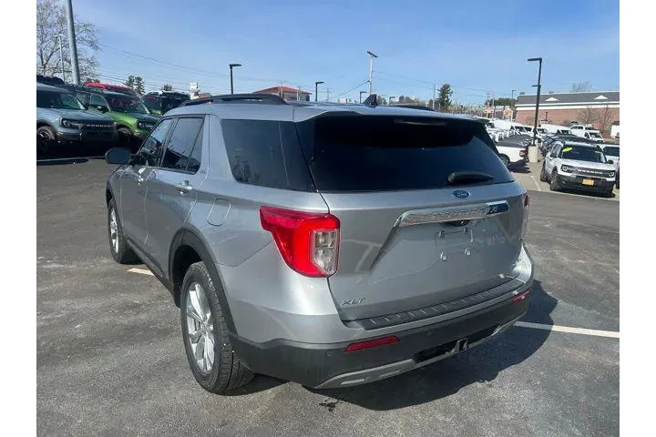 $32995 : Ford Explorer 2023 AWD XLT 4 image 5