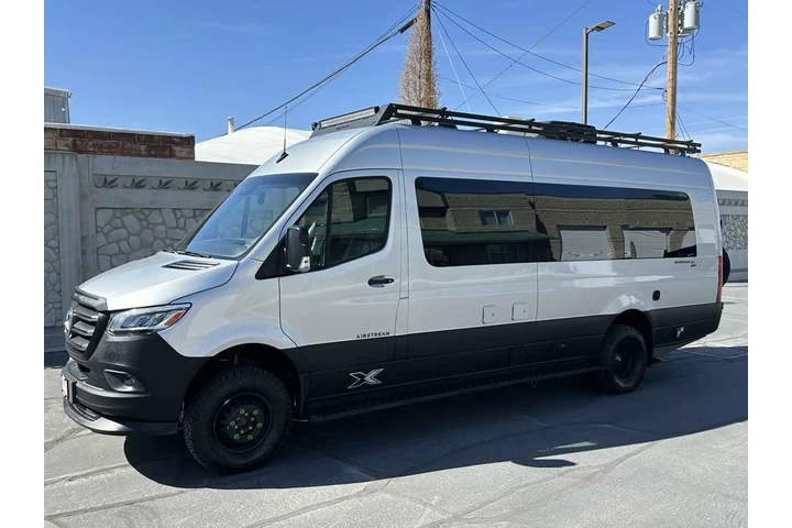 $154910 : 2022 Sprinter Cargo Van Airst image 5