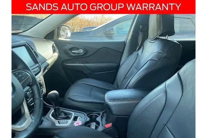 $10694 : Jeep Cherokee 2017 4x4 Latit image 5