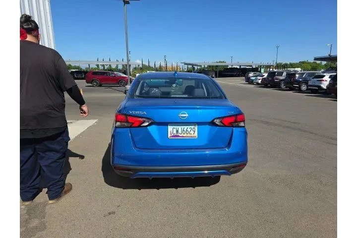 $16999 : Nissan Versa 2023 SV 4dr Sed image 5