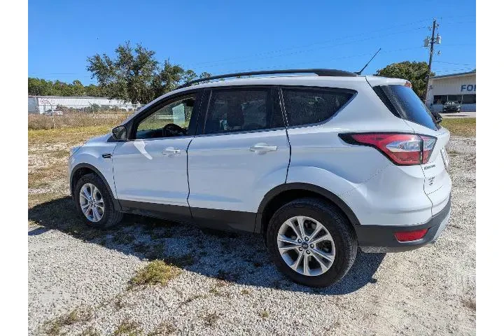 $12884 : Ford Escape 2018 AWD SE 4dr image 6