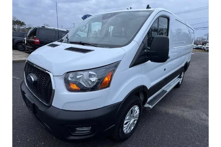 $34500 : Ford Transit 2024 250 3dr LW image 3