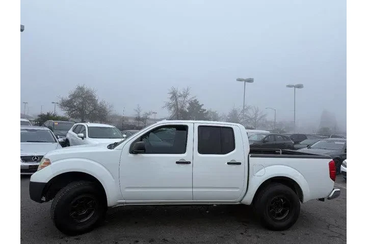 $10606 : Nissan Frontier 2015 4x2 S 4 image 4