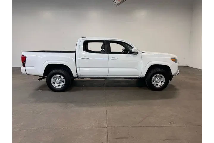 $28980 : Toyota Tacoma 2021 image 2