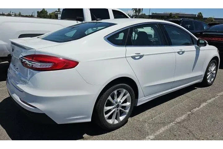 $21800 : Ford Fusion Energi 2019 Tita image 2