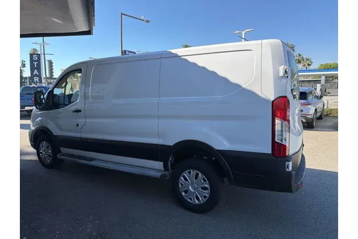 $32271 : Ford Transit 2024 250 3dr LW image 4