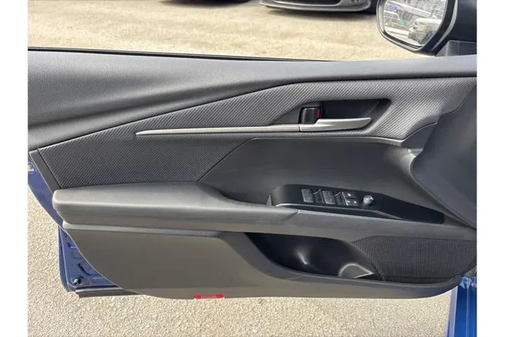 $29388 : Toyota Camry 2025 SE 4dr Sed image 8