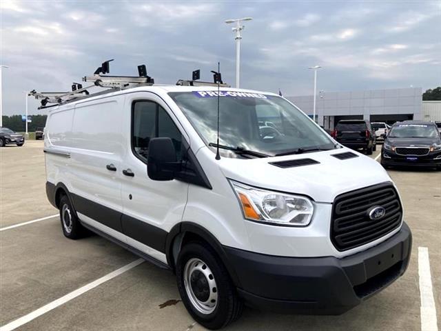 $30652 : 2019 Transit 150 Van Low Roof image 1