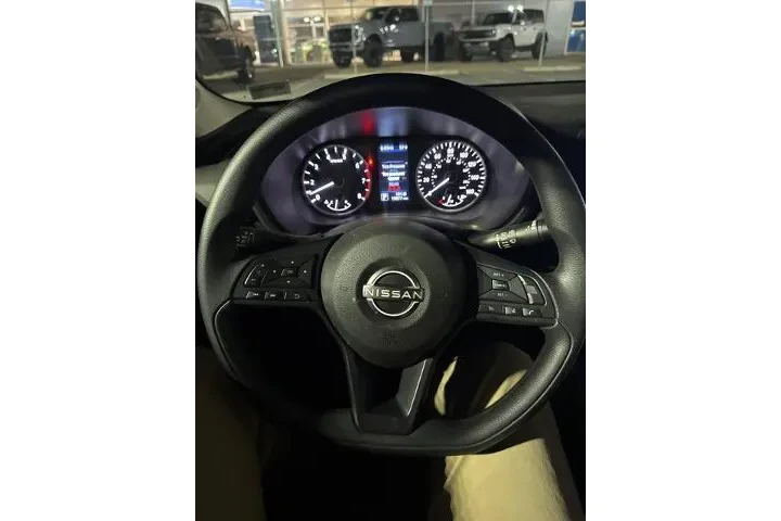 $19327 : Nissan Sentra 2024 S 4dr Sed image 9