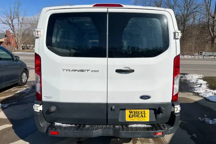 $9995 : 2017 Transit 250 image 10