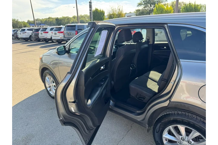 $5980 : 2017 Sorento LX V6 FWD image 10