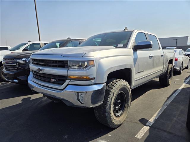 $28991 : Pre-Owned 2018 Silverado 1500 image 2