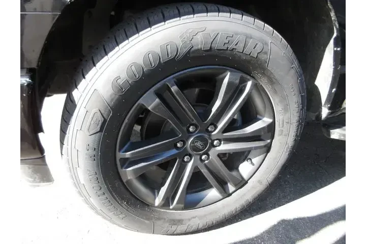 $39999 : Ford F-150 2023 4x4 XLT 4dr image 5