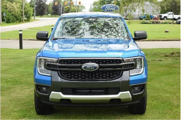 $38500 : Ford Ranger 2024 4x4 XLT 4dr image 2