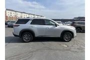 $28487 : Nissan Pathfinder 2024 AWD S thumbnail