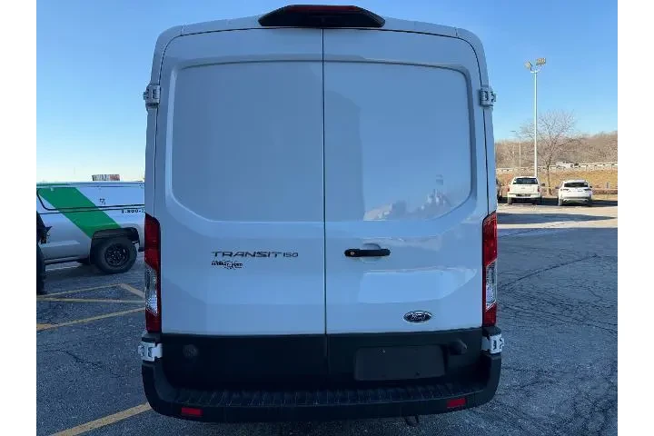 $31988 : Ford Transit 2020 150 3dr SW image 8