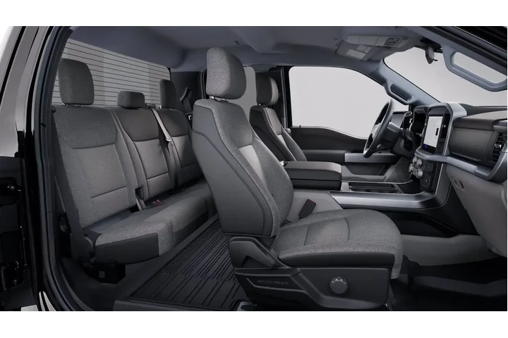 $39891 : Ford F-150 2025 4x2 XLT 4dr image 6