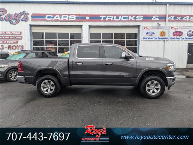 $37995 : 2019 1500 Laramie 4WD Truck image 2