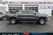 $37995 : 2019 1500 Laramie 4WD Truck thumbnail