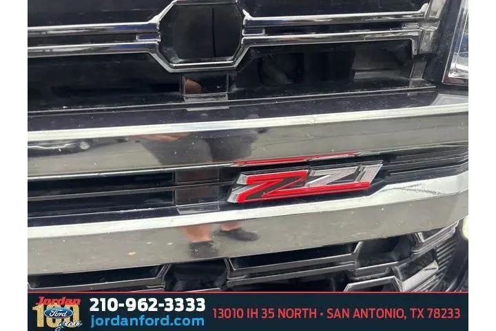 $39334 : Chevrolet Suburban 2022 4x4 image 3