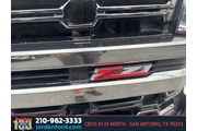 $39334 : Chevrolet Suburban 2022 4x4 thumbnail