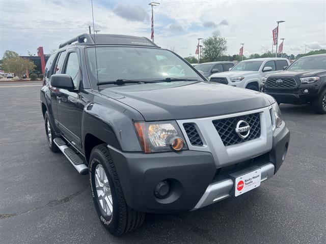 $20990 : PRE-OWNED 2015 NISSAN XTERRA S image 1
