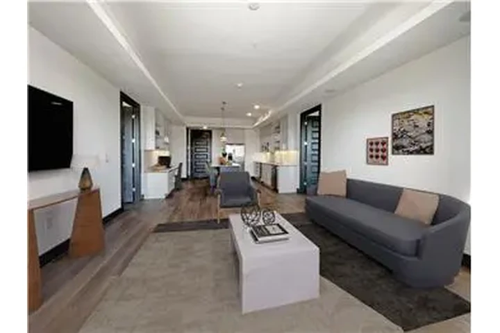 $1756 : Rental property with 1 bedro image 5