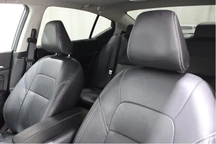 $26982 : Nissan Altima 2023 2.5 SL 4d image 5