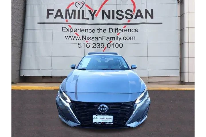 $28309 : Nissan Altima 2023 AWD 2.5 S image 2