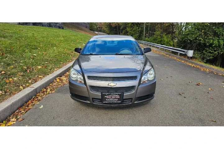 $5595 : 2010 Malibu LS image 9