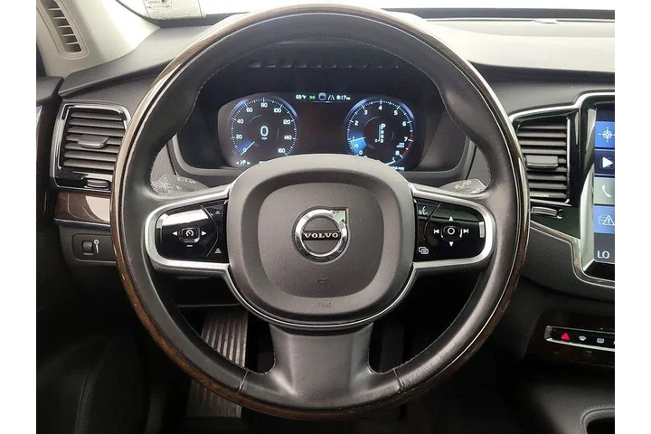 $19998 : Volvo XC90 2016 AWD T6 Momen image 10