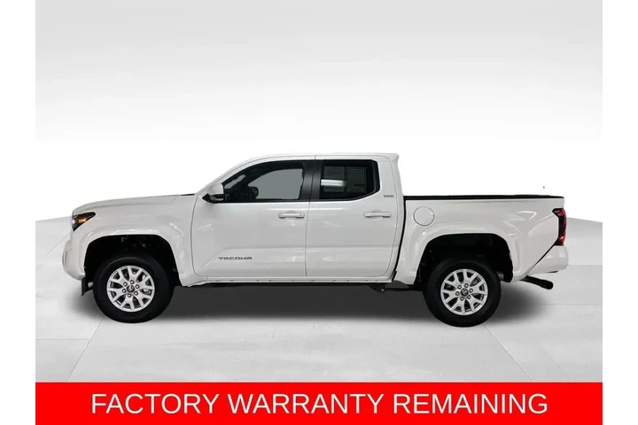 $37388 : Gold Certified2025 Tacoma SR5 image 2