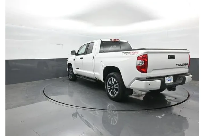 $28859 : Toyota Tundra 2019 4x4 SR5 4 image 5
