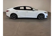$29930 : Acura Integra 2023 4dr Liftb thumbnail