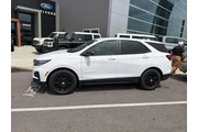 $23324 : Chevrolet Equinox 2024 LS 4d thumbnail
