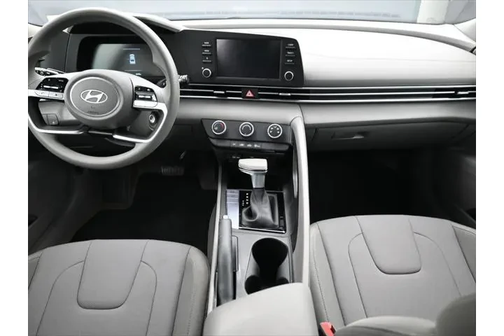 $20171 : Hyundai ELANTRA 2025 SE 4dr image 2