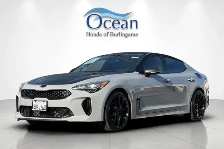 $21491 : Kia Stinger 2018 GT 4dr Seda image 8