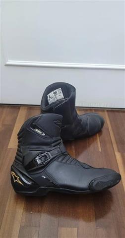 $230 : Botas para motorizado + blueth image 3