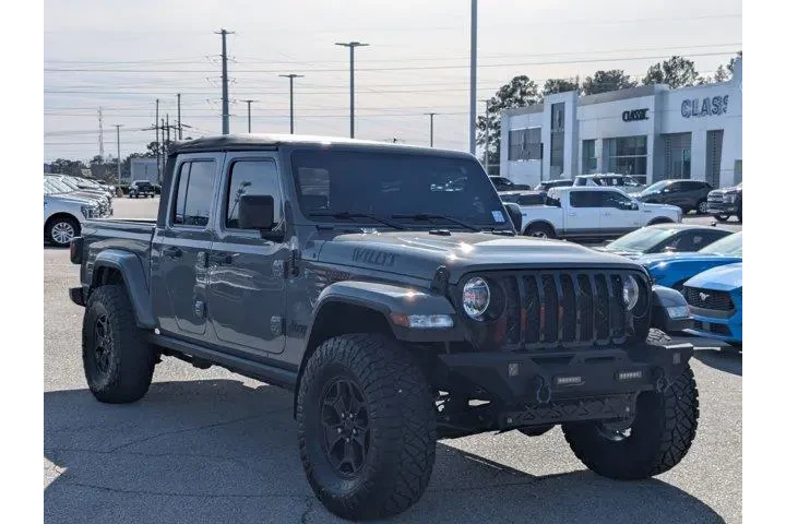 $29995 : Jeep Gladiator 2021 4x4 Spor image 3