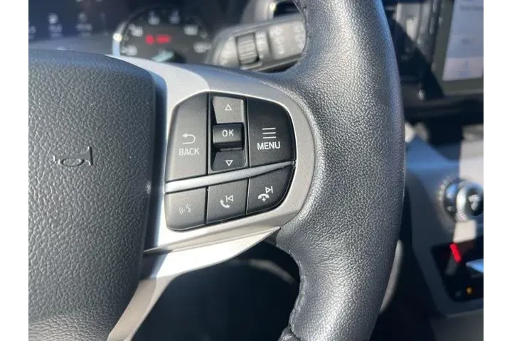 $29556 : Ford Explorer 2022 AWD XLT 4 image 9