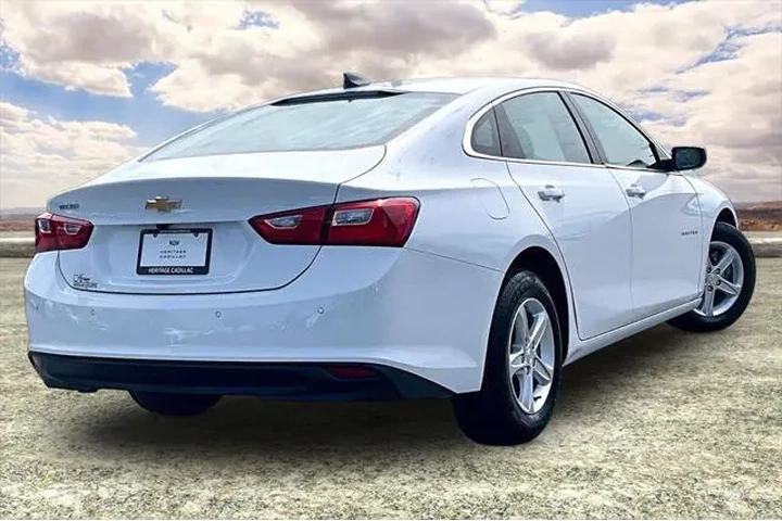 $23991 : Chevrolet Malibu 2024 LS 4dr image 5