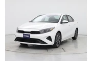 $16998 : Kia Forte 2024 LXS 4dr Sedan thumbnail