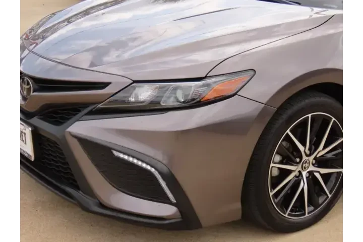 $21911 : Toyota Camry 2022 SE 4dr Sed image 3