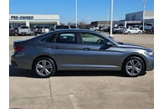 $17999 : Volkswagen Jetta 2024 SE 4dr thumbnail