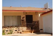 4 BEDROOMS, 2 BATH HOUSE