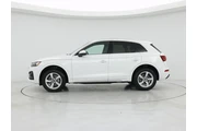 $27998 : Audi Q5 2023 AWD quattro Pre thumbnail