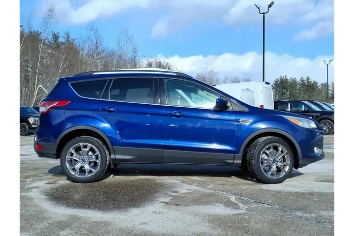 $10749 : Ford Escape 2015 AWD SE 4dr image 3